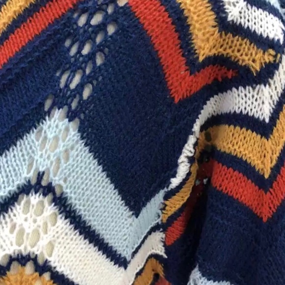 ✨RESTOCKED!! Multicolored Comfy Knit Sweater✨ - Picture 6 of 8